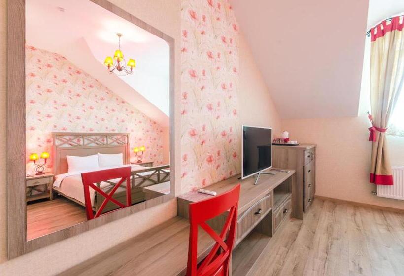 디럭스 룸, Lepsza садыба