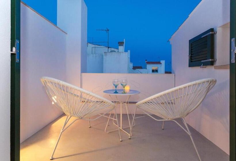 带露台的套间, S Estil Let