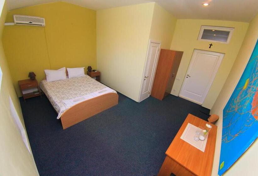 اتاق استاندارد با تخت بزرگ, Saint Paul Odessa