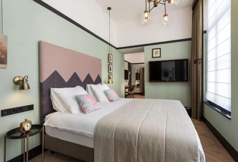 Junior Suite, The Hendrick S