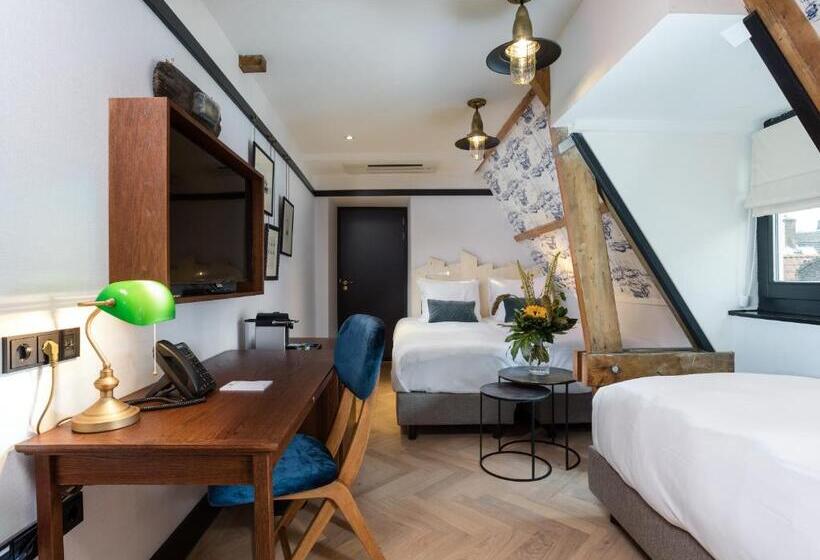 Habitació Triple Economy, The Hendrick S