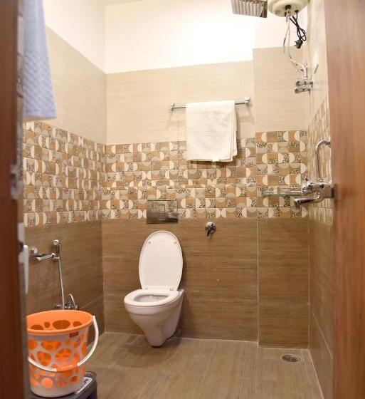 Camera Standard, Triveni Residency