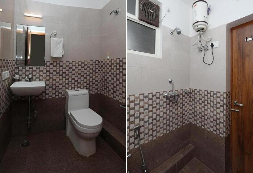 Camera Standard, Triveni Residency