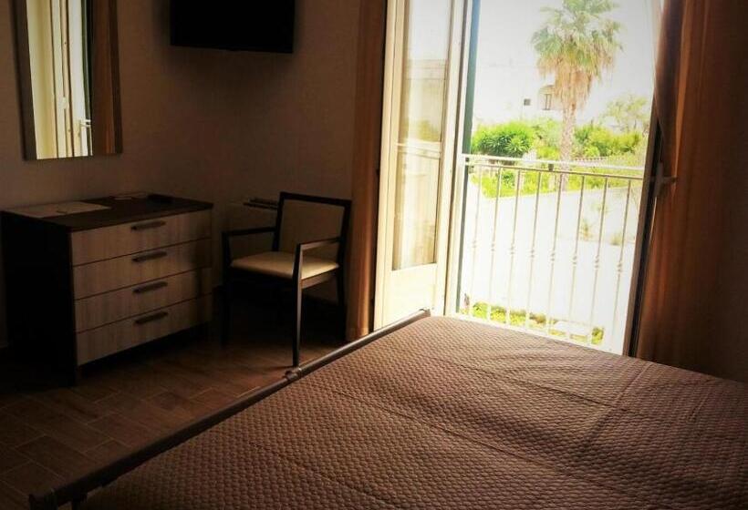 חדר סטנדרט לשלושה, B&b L'ulivo