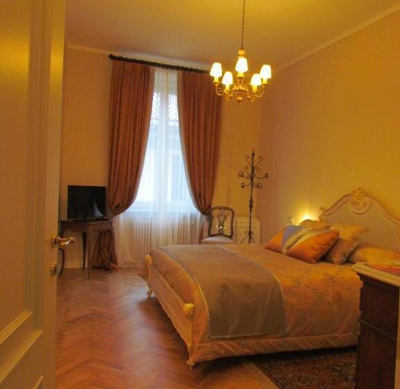 اتاق لوکس, L Approdo Di Sant Agostino