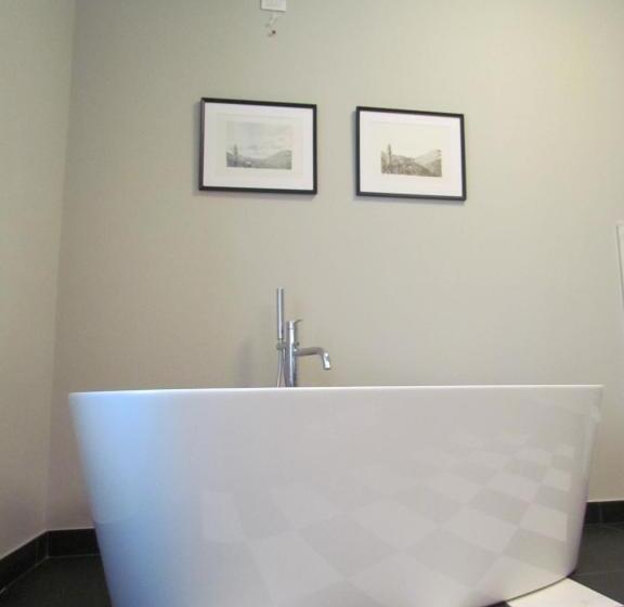 سوییت, L Approdo Di Sant Agostino