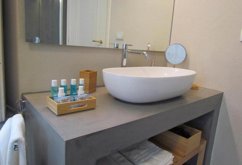 سوییت, L Approdo Di Sant Agostino