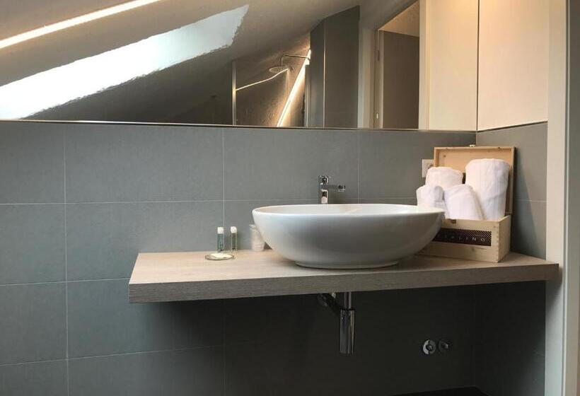 阁楼房, Locanda Rabaya