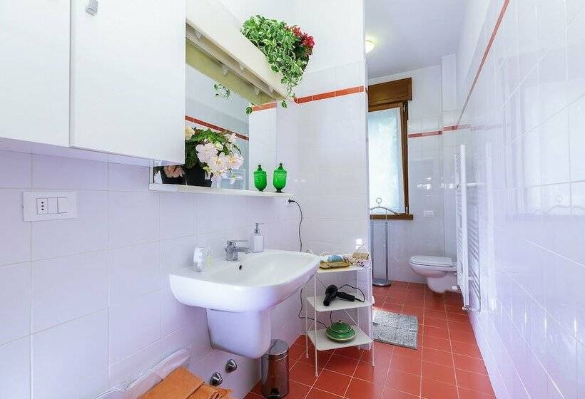 スタンダードスタジオ, Rita's Garden