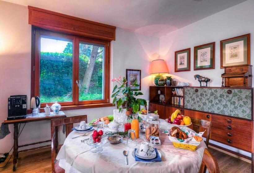 バルコニー付きスタンダードステューディオ, Rita's Garden