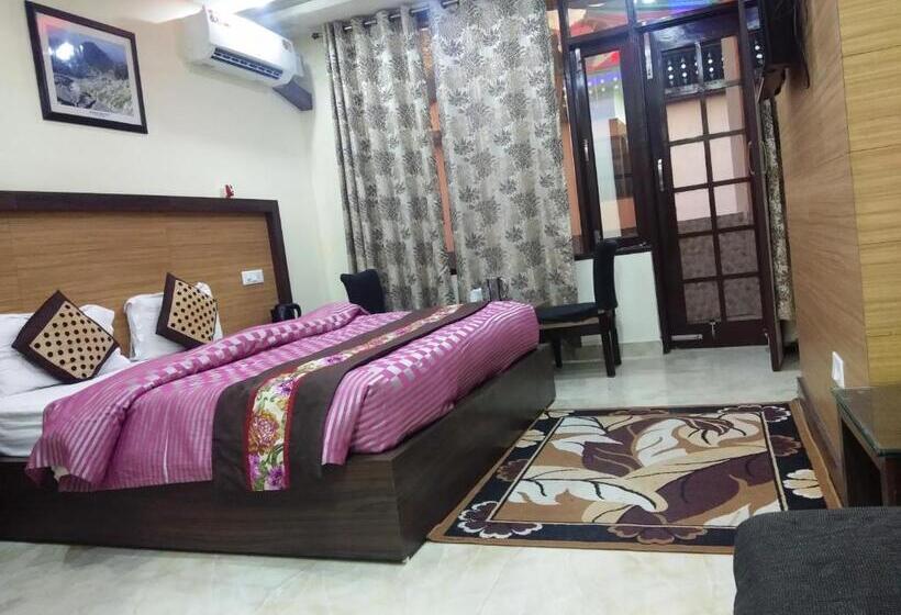 高级大房间, Nature's View