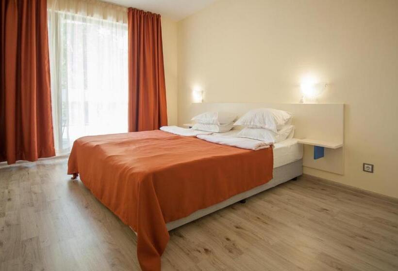 סוויטת ג'וניור עם מרפסת, Mariner S Suites