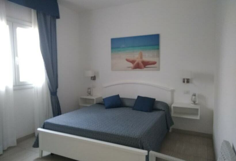 غرفة سوبيريور مطلة على حمام السباحة, Stella Marina B&b