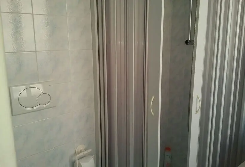 اتاق استاندارد, Vatican Walls B&b