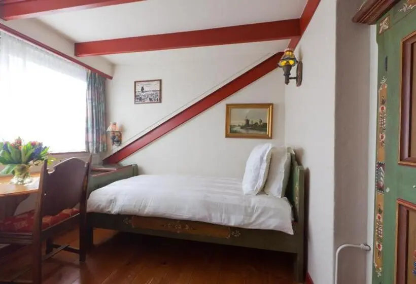 スタンダードシングルルーム, Pension 't Huys Grol
