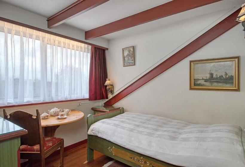 スタンダードシングルルーム, Pension 't Huys Grol