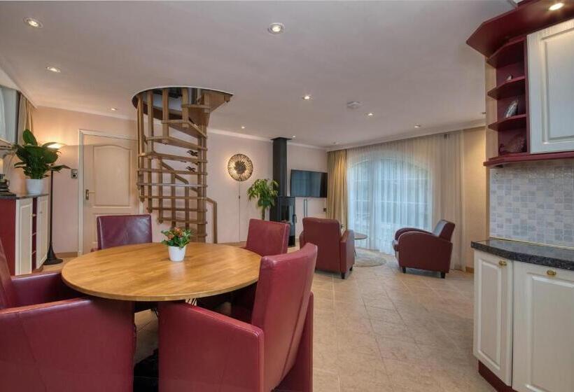 スタンダードバンガロー, Pension 't Huys Grol