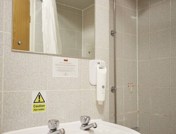 スタンダードルーム, De Trafford Arms By Chef & Brewer Collection