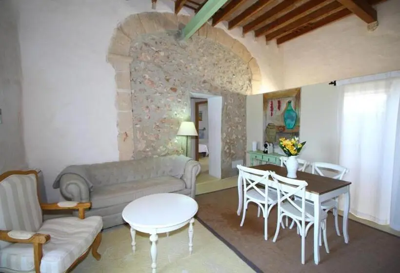 آپارتمان 2 خوابه با تراس, Finca Agroturismo Es Pujol