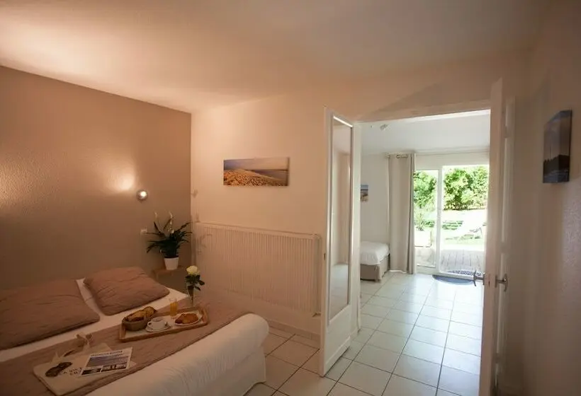 ファミリールーム, Hôtel La Ferme D En Chon