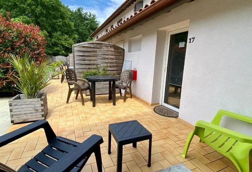 スタンダードトリプルルーム, Hôtel La Ferme D En Chon