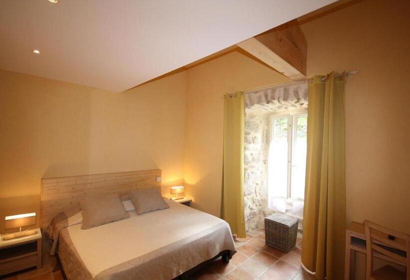 スタンダードルーム, Logis Hôtel Restaurant Le Domaine De L Eau Vive