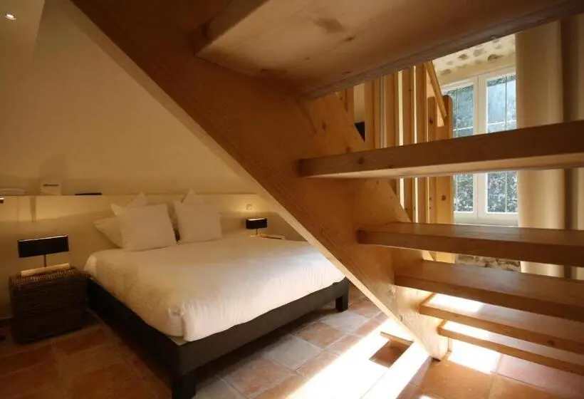 ファミリールーム, Logis Hôtel Restaurant Le Domaine De L Eau Vive