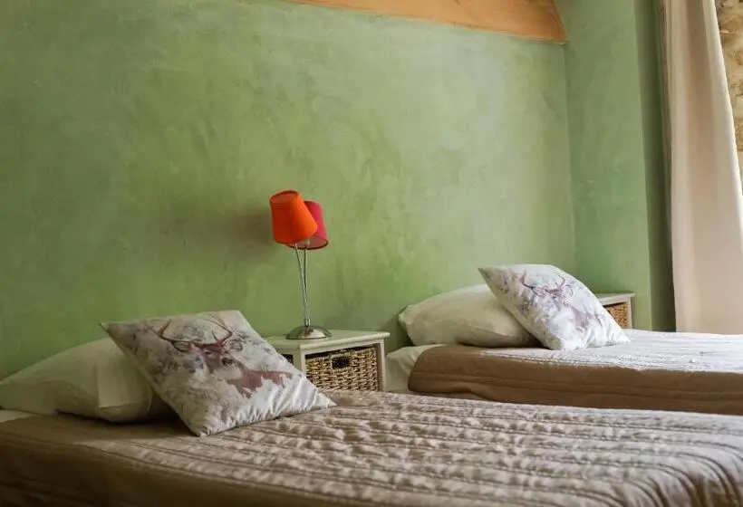 ファミリールーム, Logis Hôtel Restaurant Le Domaine De L Eau Vive
