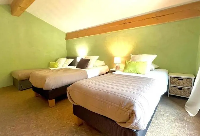 ファミリールーム, Logis Hôtel Restaurant Le Domaine De L Eau Vive
