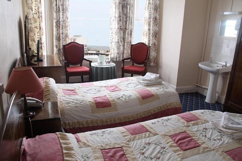 اتاق استاندارد با چشم‌انداز دریا, Royal