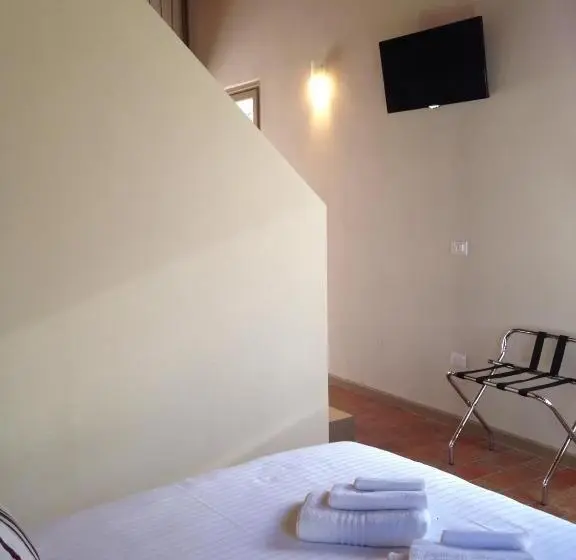 استودیوی استاندارد, L'isolo B&b E Case Vacanza