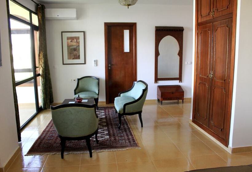 سوییت لوکس, Riad Dar Achaach