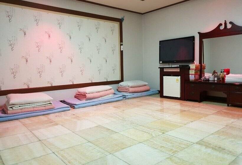 Номер Стандарт, Plus Motel