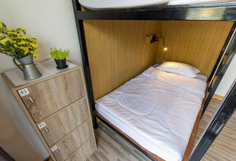 Семейный Номер, Z S Hostel At Tha Phae Gate