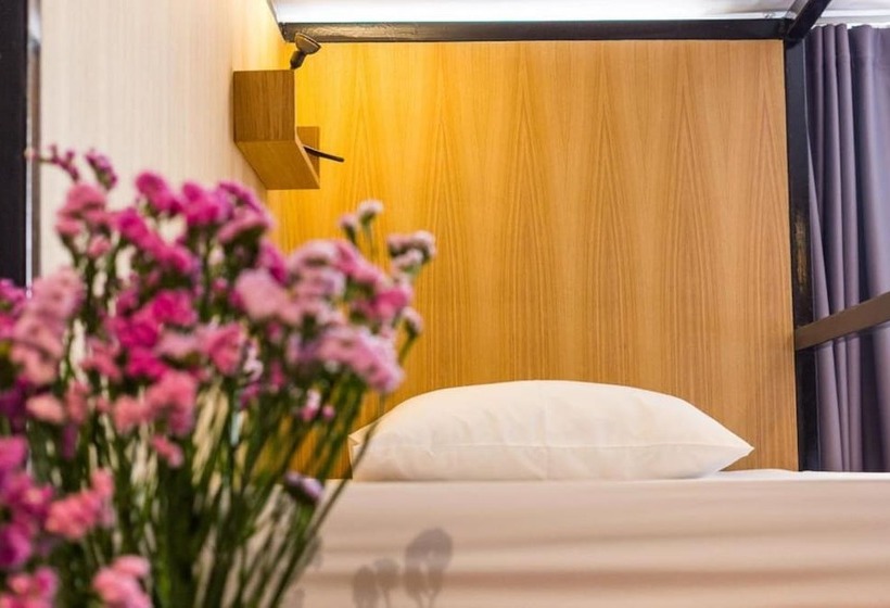 Кровать в Общей Комнате, Z S Hostel At Tha Phae Gate