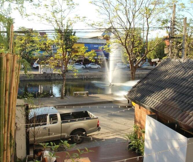 Кровать в Общей Комнате, Z S Hostel At Tha Phae Gate