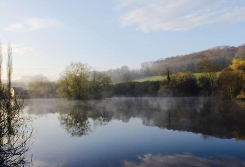小室, Au Fil De L'eau
