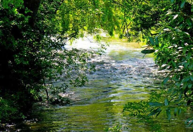 1间卧室的房子, Au Fil De L'eau