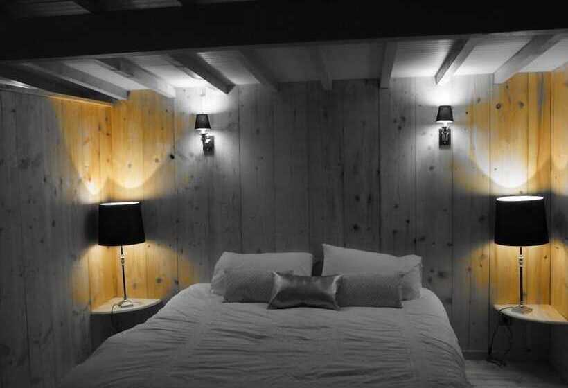 小室, Au Fil De L'eau