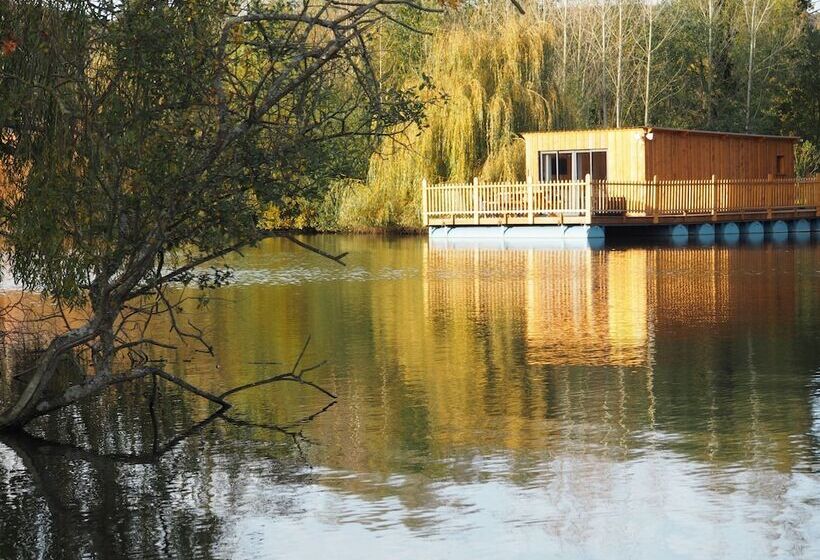 小室, Au Fil De L'eau