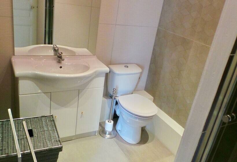 1间卧室的房子, Au Fil De L'eau