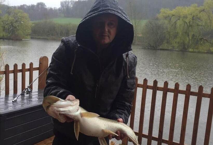 小室, Au Fil De L'eau