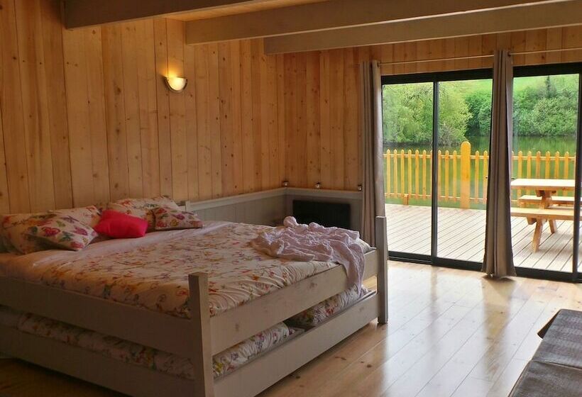 小室, Au Fil De L'eau