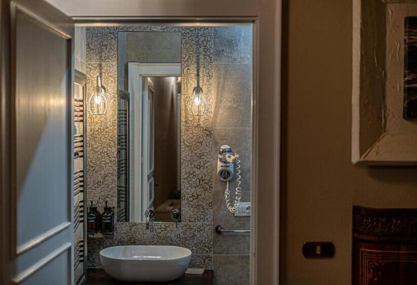 غرفة قياسية, Casa Arrigo