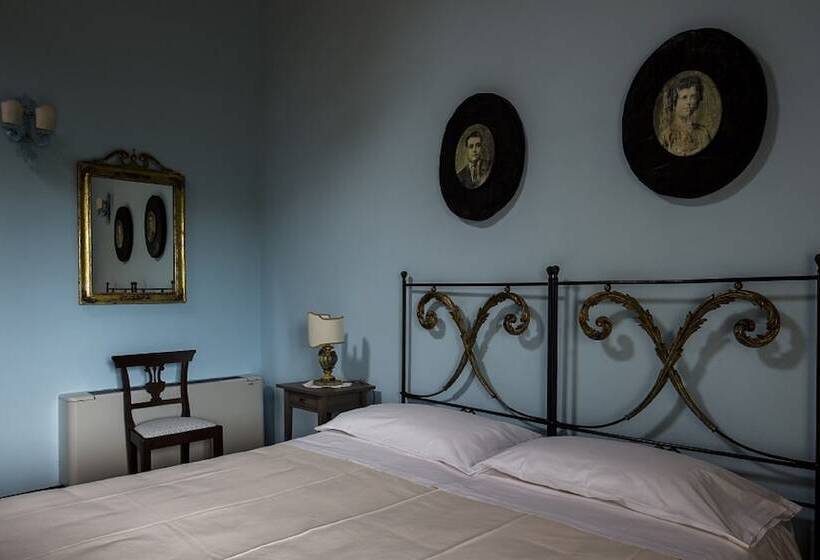 غرفة عائلية, Casa Arrigo