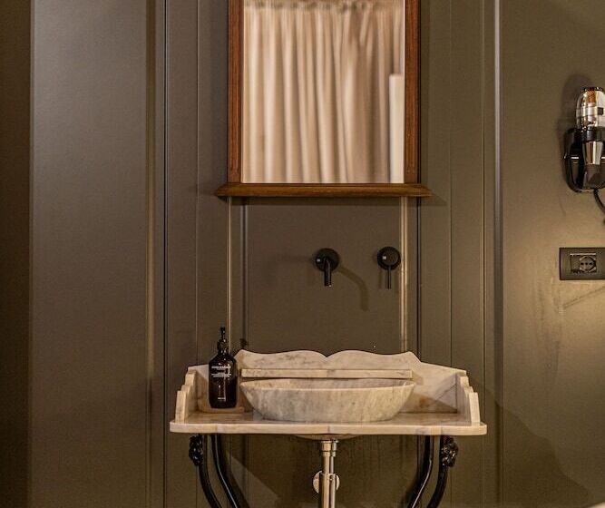 غرفة قياسية, Casa Arrigo