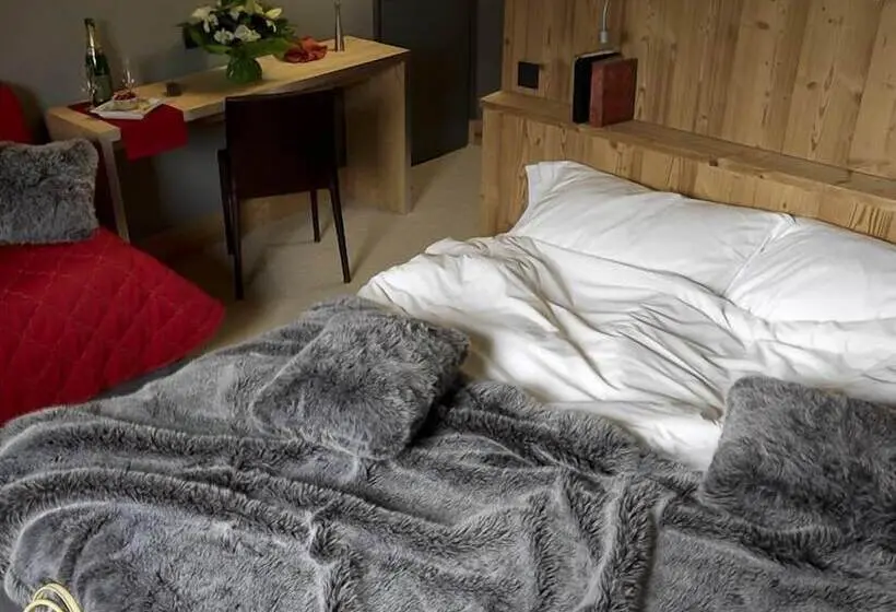 Standard Kolmen Hengen Huone, Chalet Les Rhodos