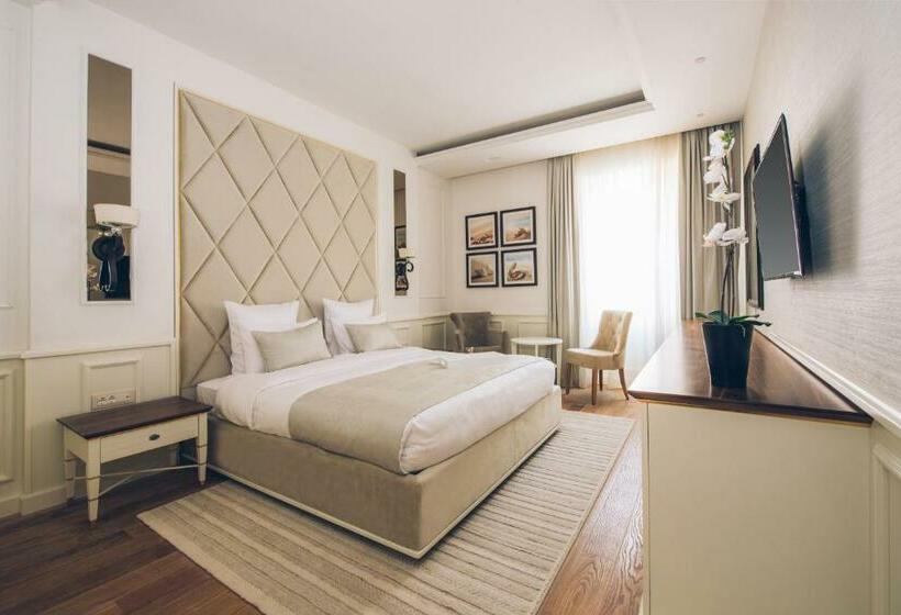 Номер Deluxe, Heritage Grand Perast By Rixos