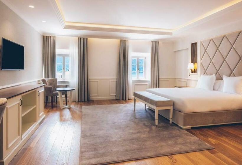 سوییت جونیور, Heritage Grand Perast By Rixos