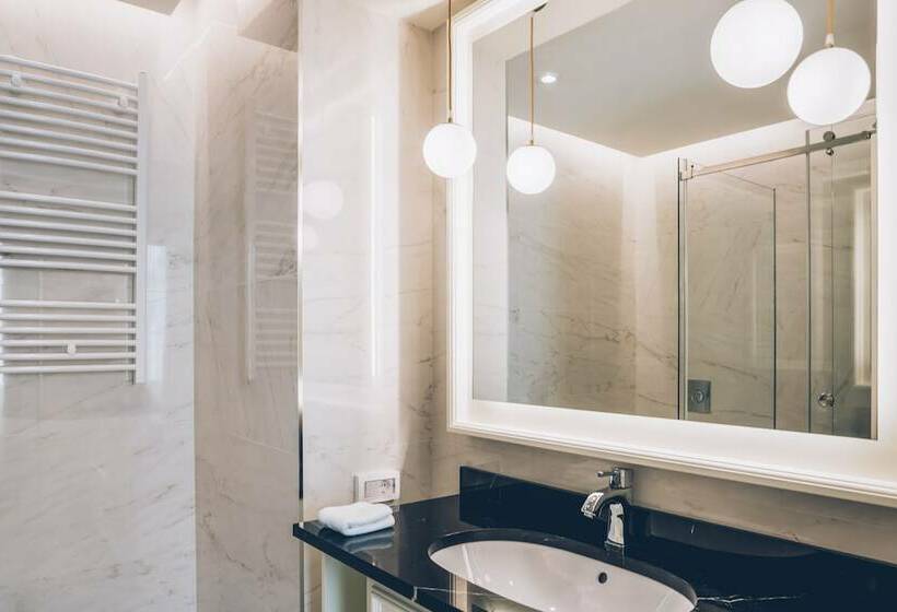 디럭스 룸, Heritage Grand Perast By Rixos